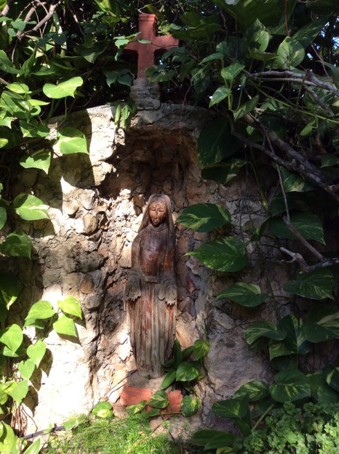 I loved this grotto and want to build one on our property.