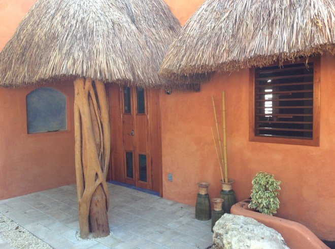 Our lovely entrance. I looking for a bench.